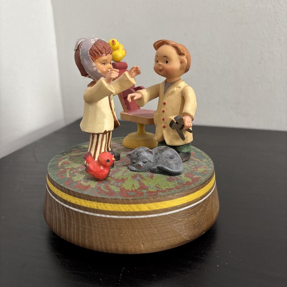 Vintage ANRI Italy Wooden Music Box Dentist Toothache Plays Tie A Yellow Ribbon
